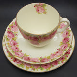 Royal Doulton - Raby Rose, V1502 - 21-piece Tea Set