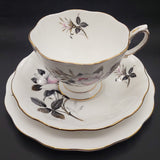 Royal Albert - Queen's Messenger - Trio