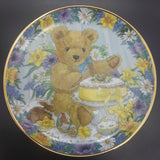 Franklin Mint - Teddy's Easter Treat - Display Plate