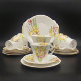 Royal Albert - Narcissus, Yellow and Pink - 17-piece Tea Set