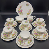 Roslyn - Royal Rose - 21-piece Tea Set