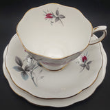 Royal Albert - Sweet Romance - 21-piece Tea Set B