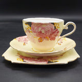 Aynsley - Pink Roses on Yellow - 20-piece Tea Set