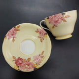 Aynsley - Pink Roses on Yellow - 20-piece Tea Set