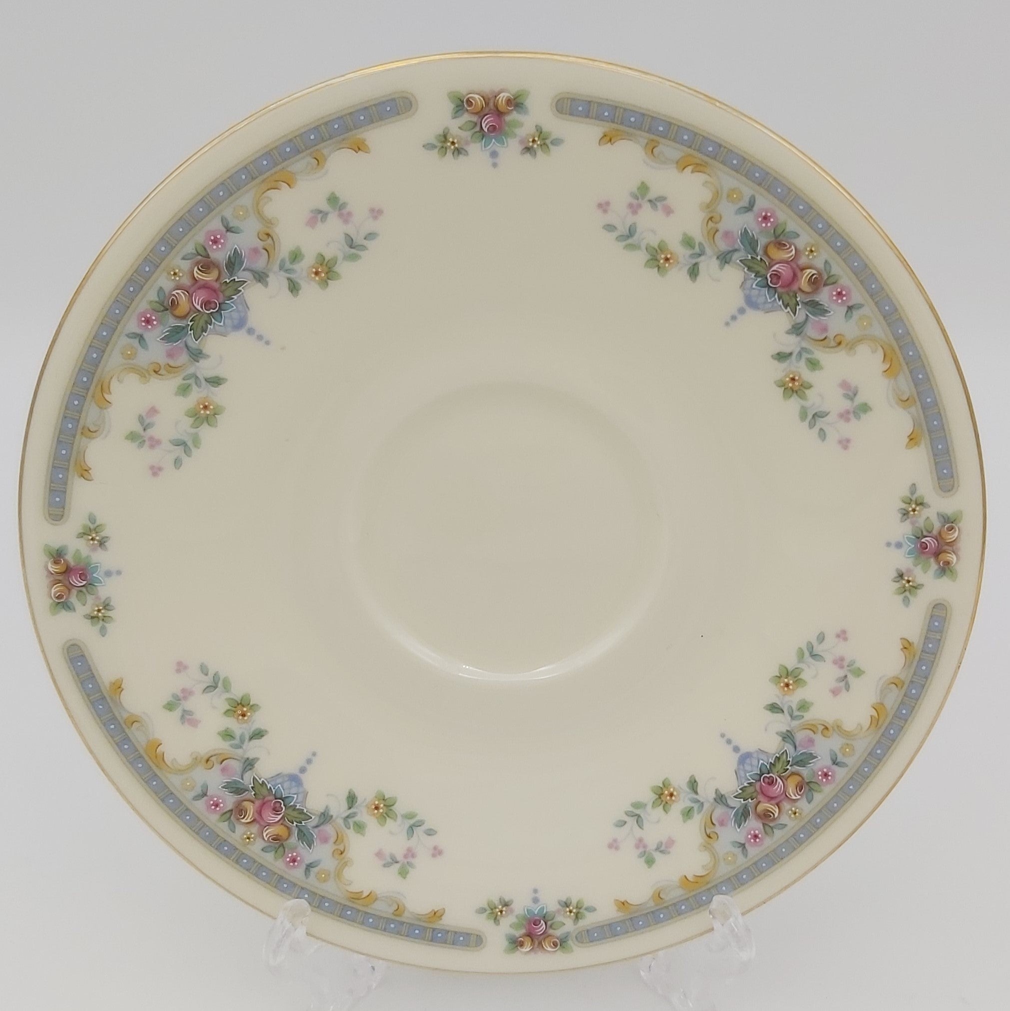Royal Doulton The Romance Collection: Juliet Saucer – My