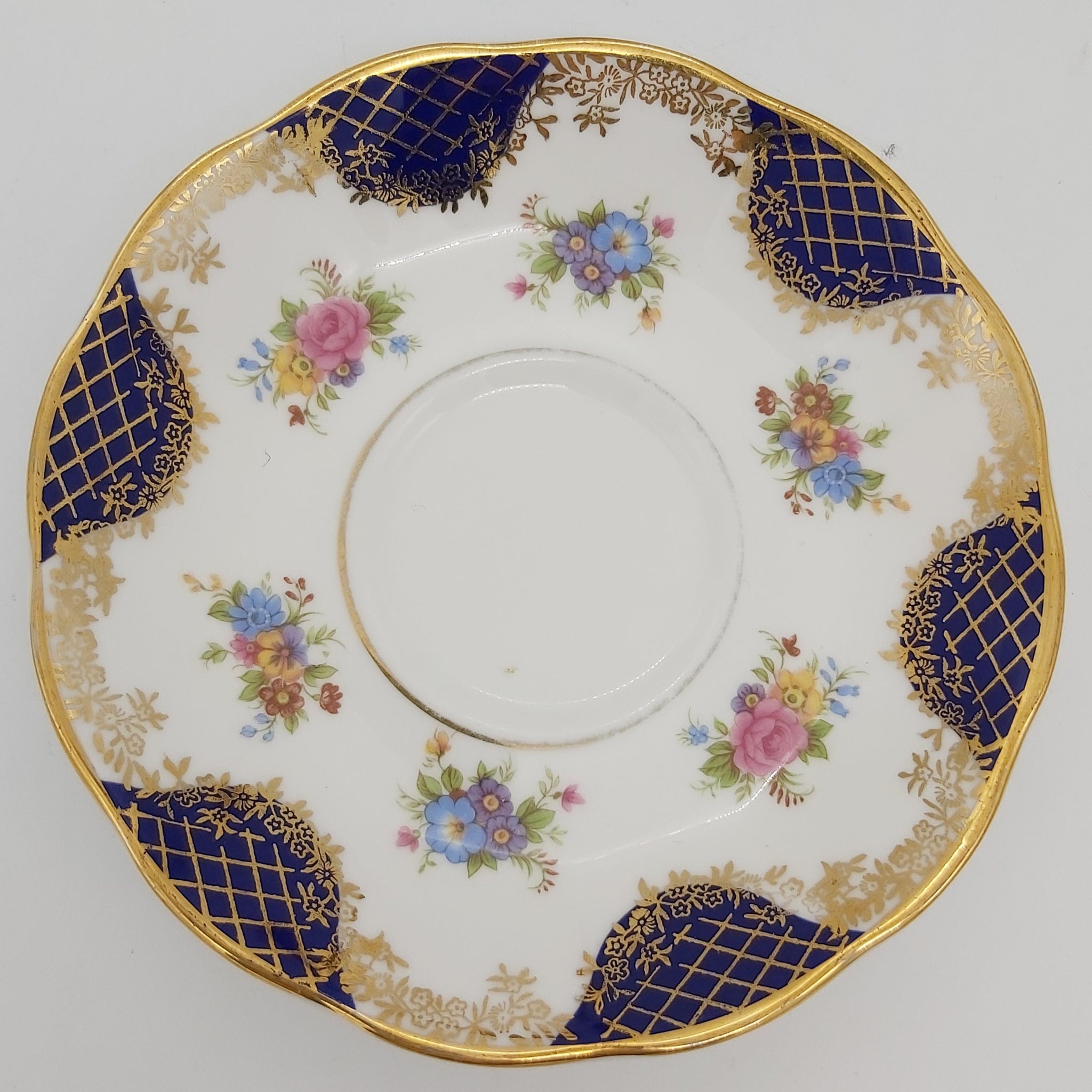 Royal Albert - Empress Series: Isabella - Saucer