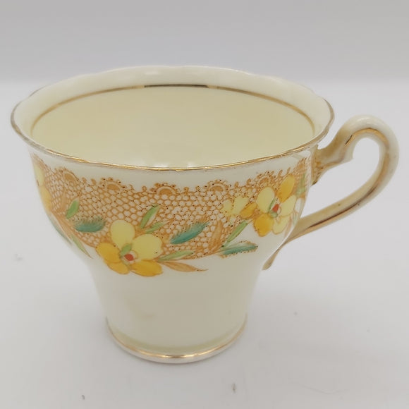 Salisbury - Yellow Flowers - Cup