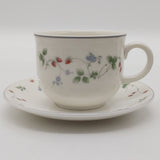 Royal Doulton - Strawberry Fayre - Duo