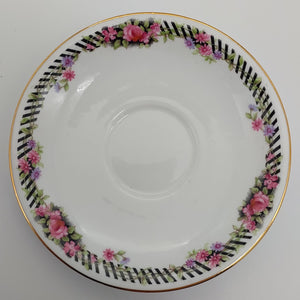 Aynsley - B3154 Pink Roses and Black Lines - Saucer