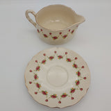 Royal Doulton - D6055 Red Rose Garland - Gravy Boat and Underplate