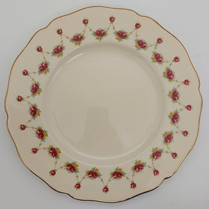 Royal Doulton - D6055 Red Rose Garland - Salad Plate