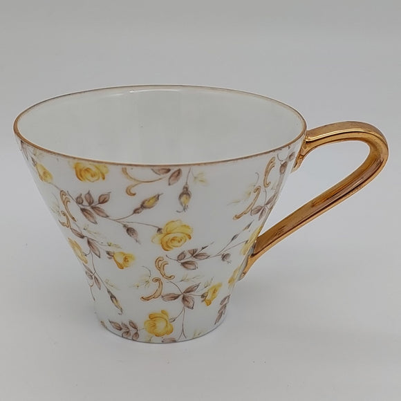 Unmarked - Yellow Roses and Brown Leaves - Cup