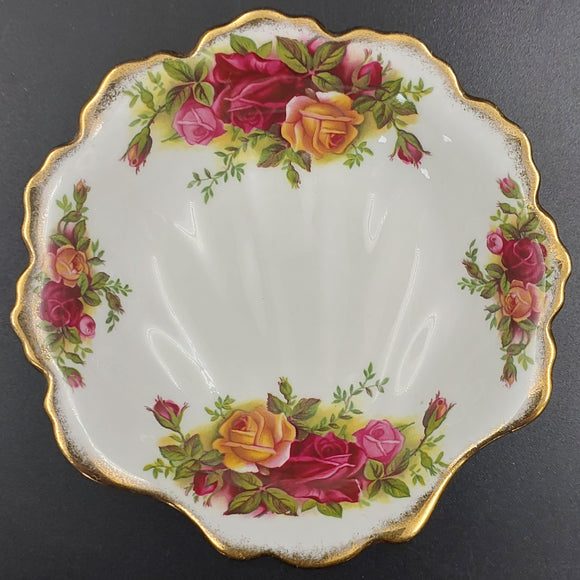 Royal Albert - Old Country Roses - Shell-shaped Dish